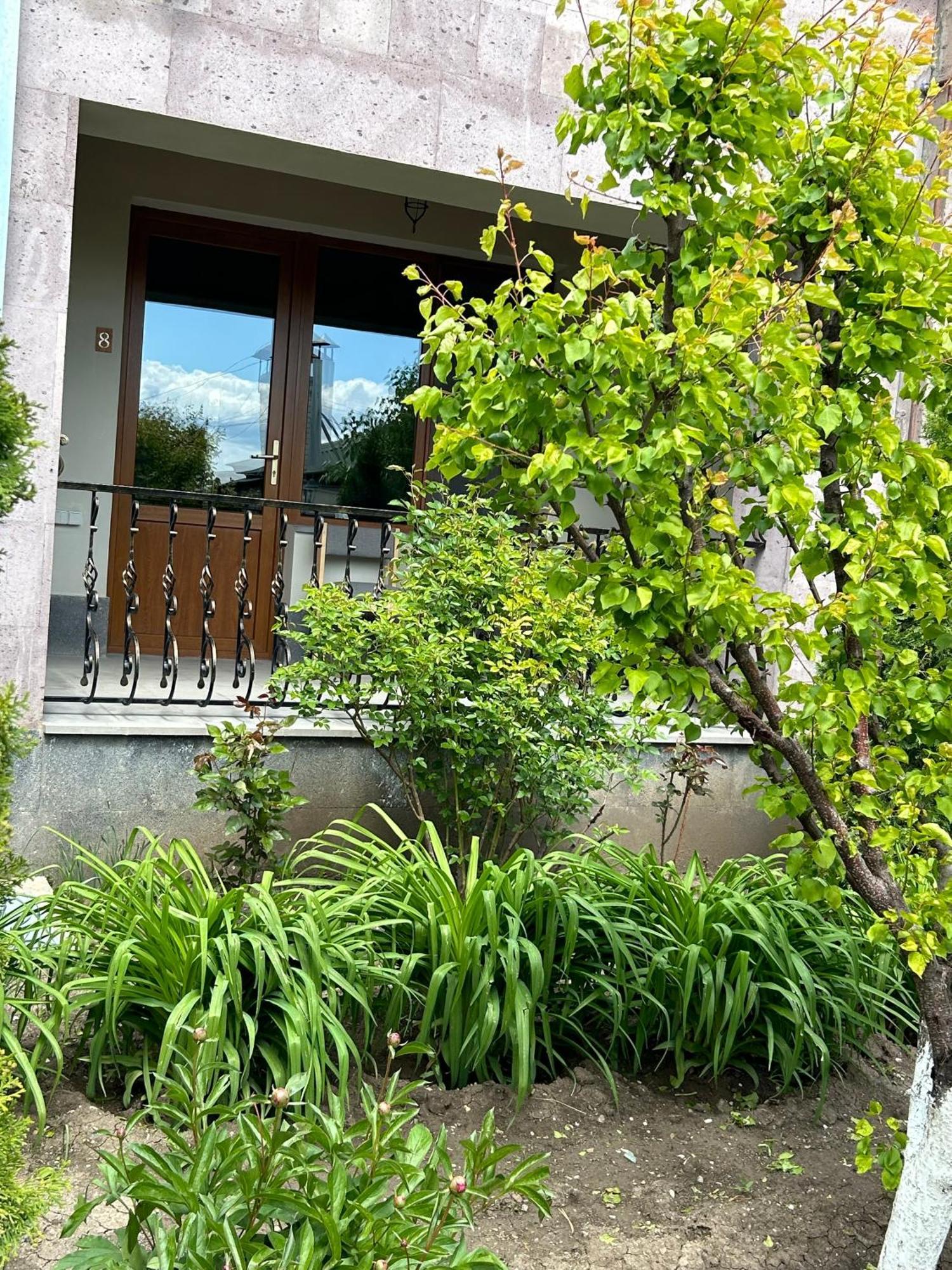 In Gyumri酒店 外观 照片